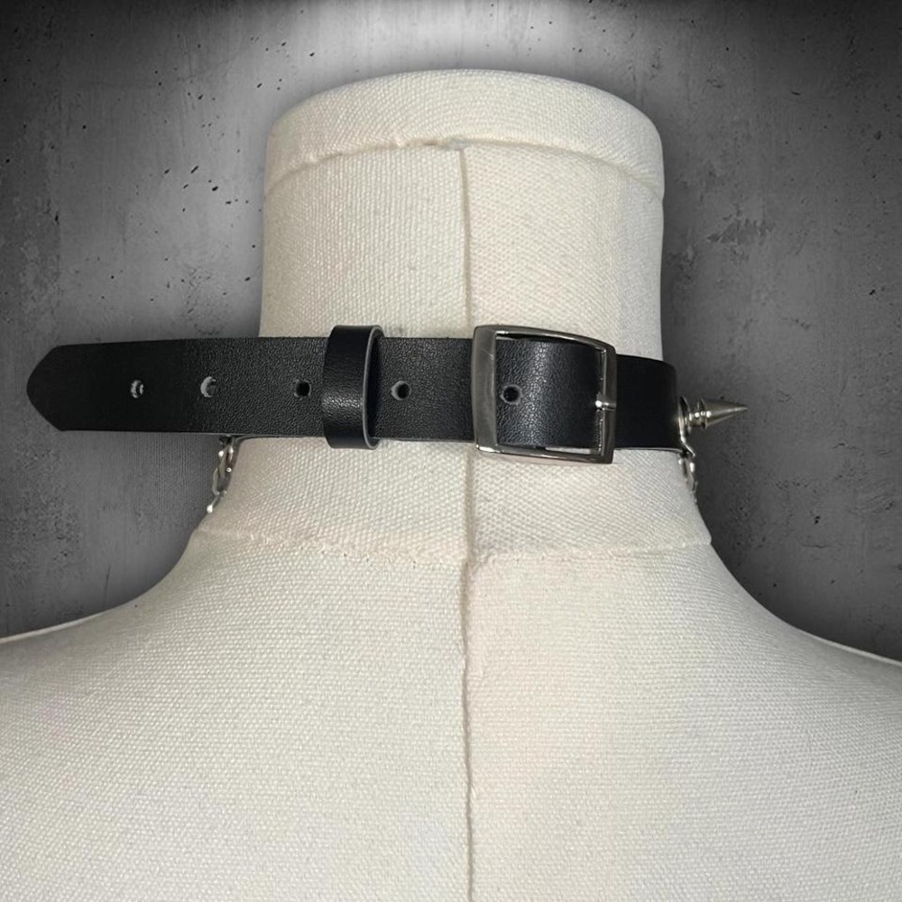 Black PU Spike Studded Chain Choker Necklace - Picture 5 of 7